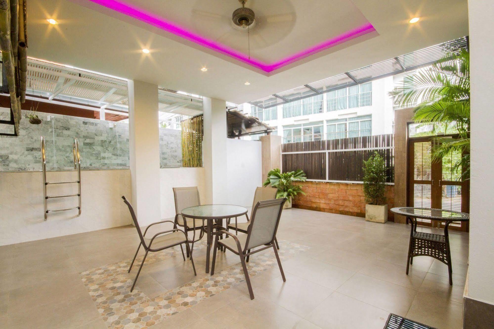 Abacus Villa Pattaya Ngoại thất bức ảnh